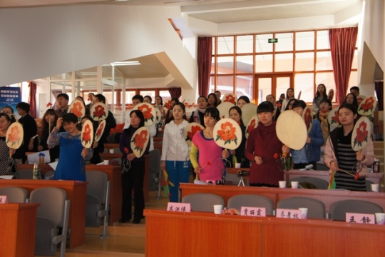 老师们在学习.JPG