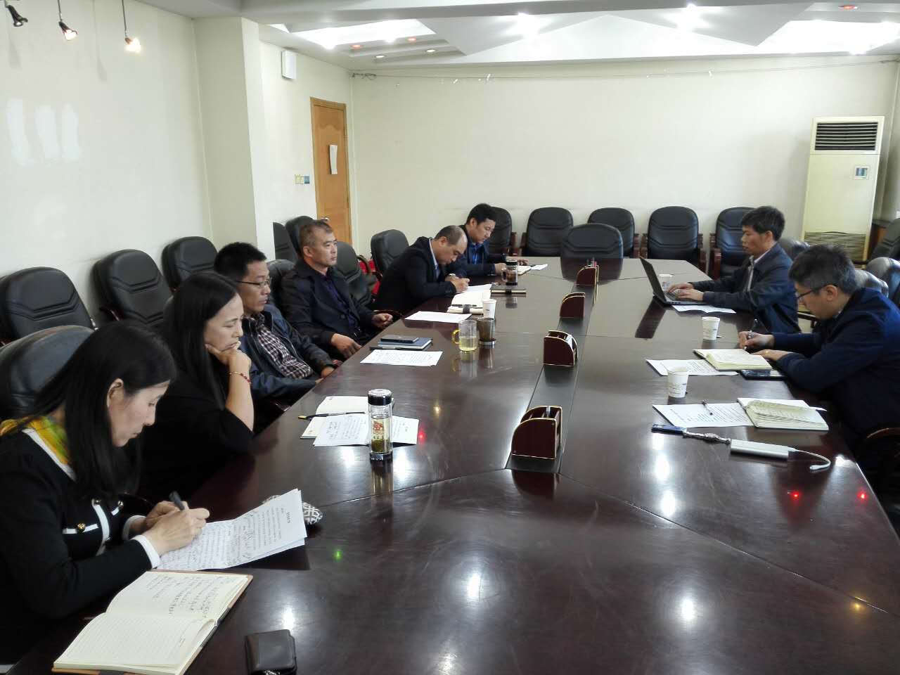 专职督学座谈会.jpg
