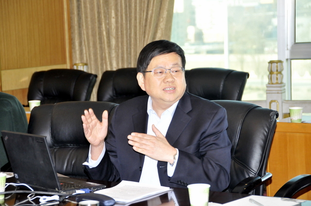 _YZJ3879.JPG