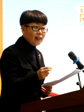 基教研中心教研员高振奋老师点评课例,朝阳区教研中心教研员王颖老 