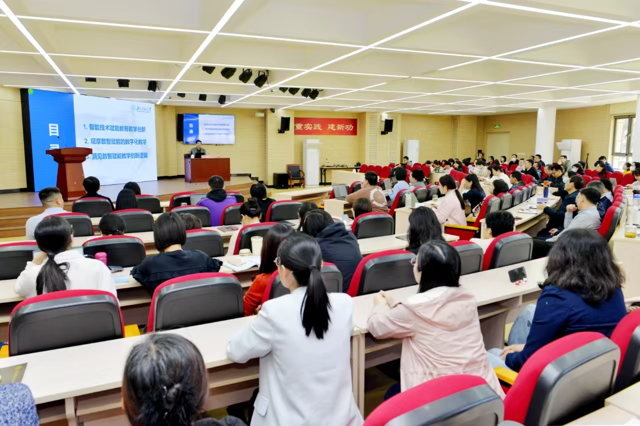 培训会现场.jpg