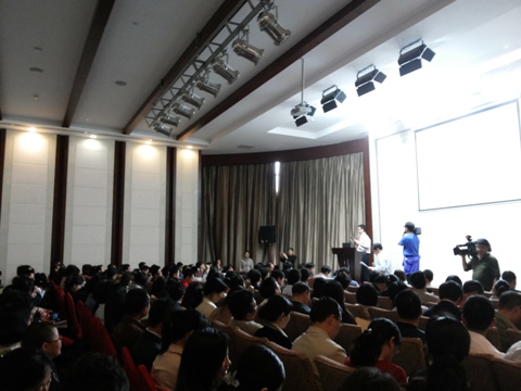 20140424_现场交流.jpg