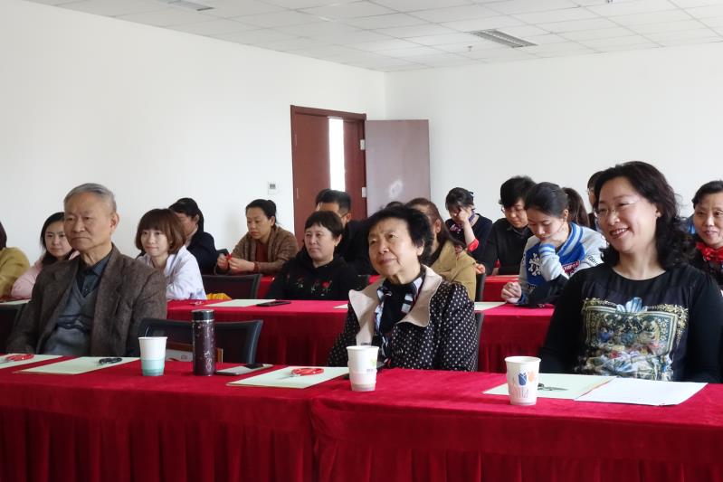 关工委负责人李凤琴书记出席活动.jpg