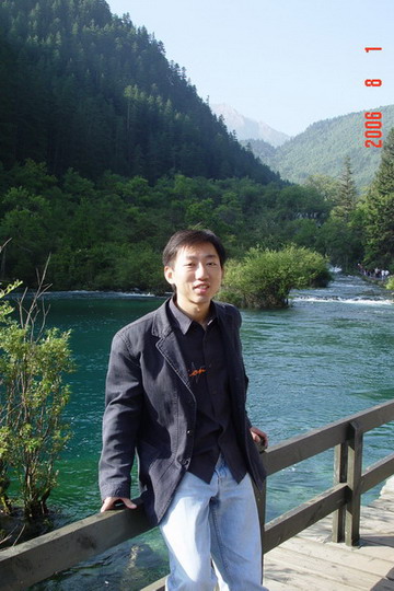 汤术峰_.jpg