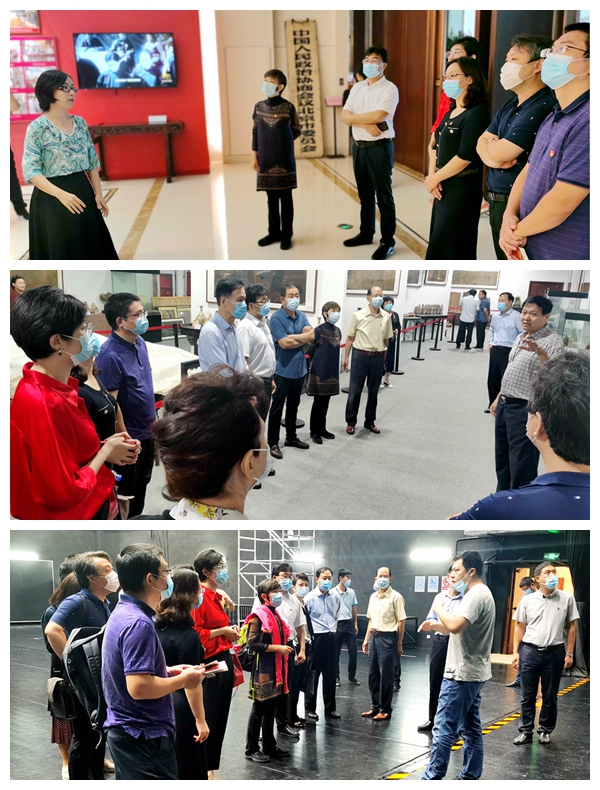 参观拼图.jpg