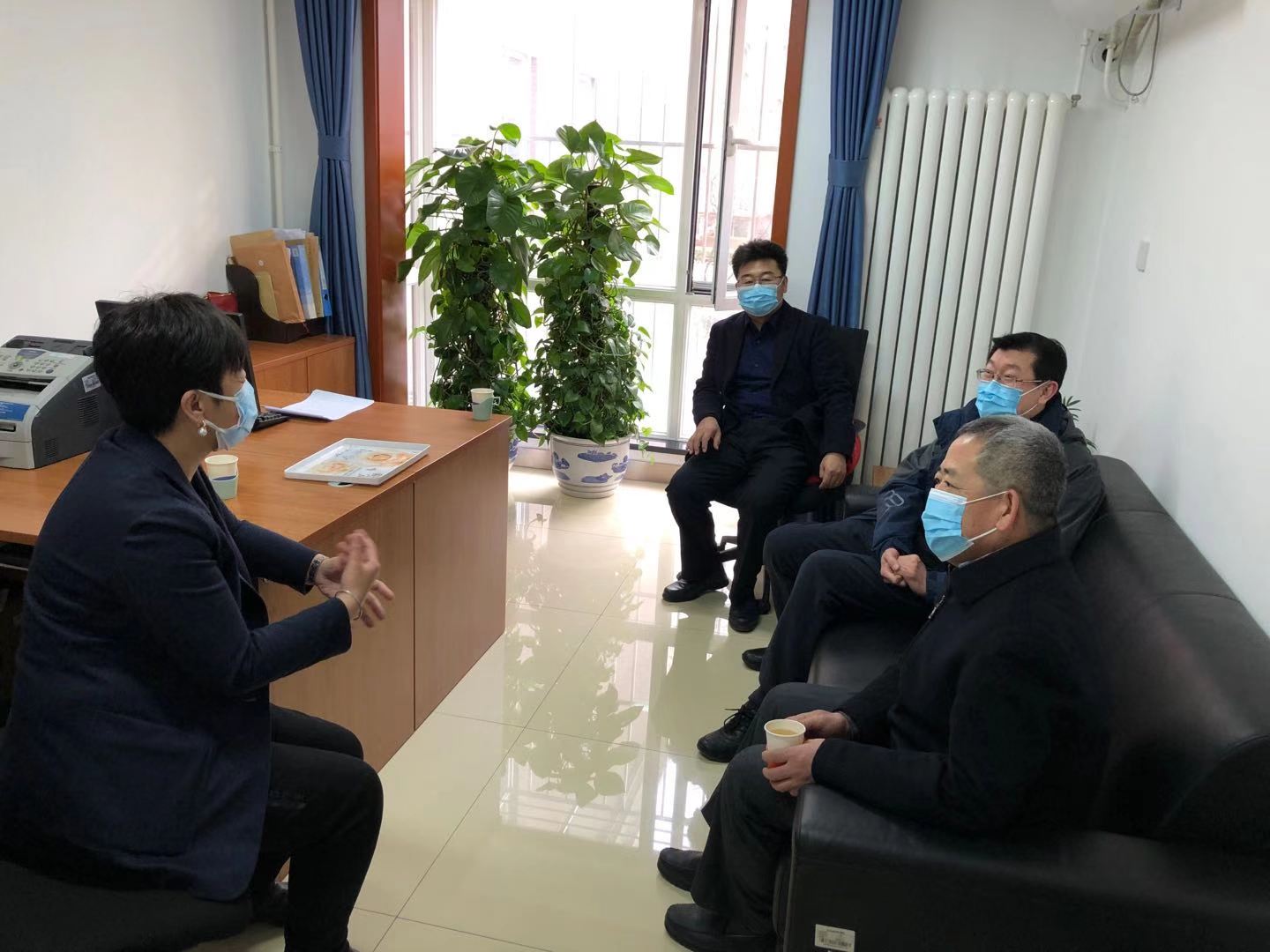 0208刘占军颐源居慰问交流.jpg