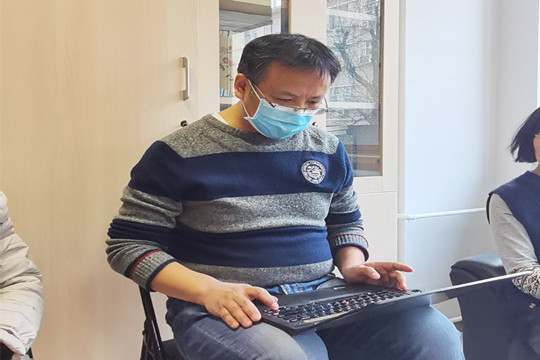 学术时刻2 富伟分享_副本.jpg