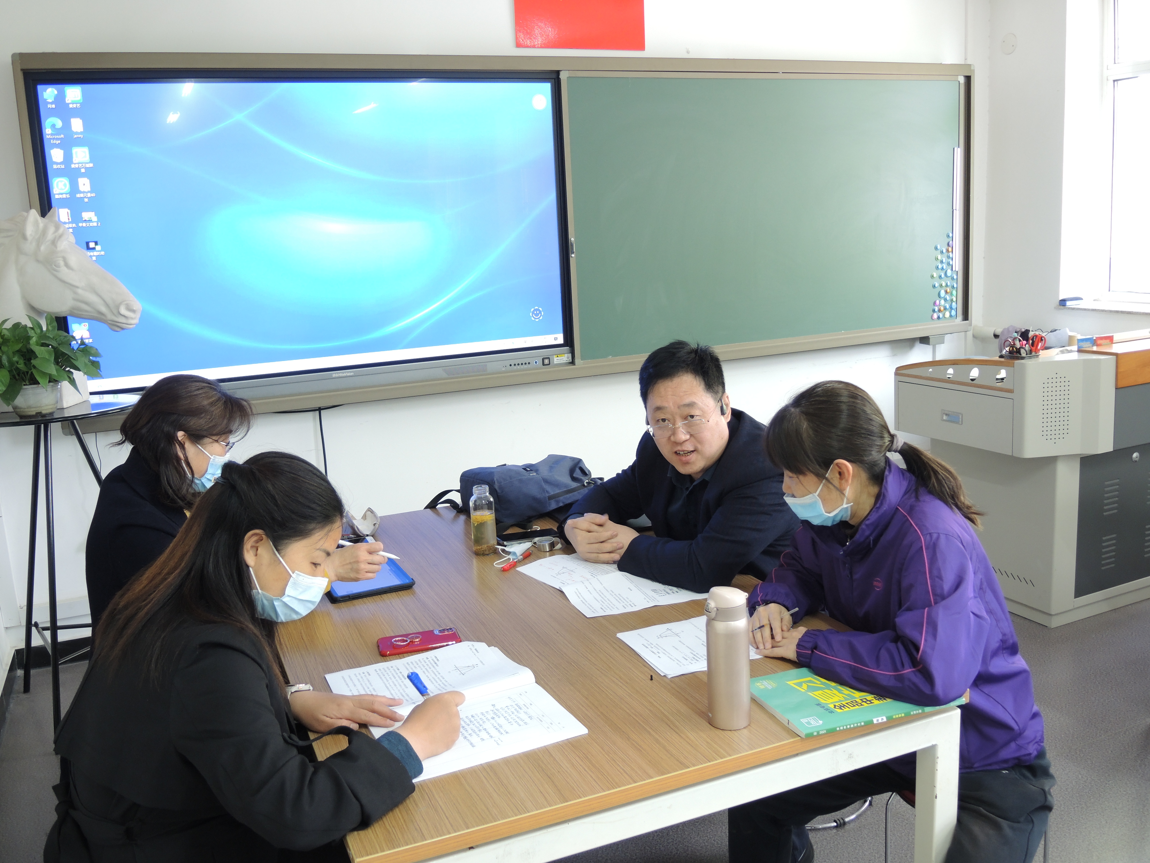 马福贵评课0699.JPG